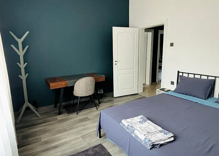 Black Sea Center 1 *