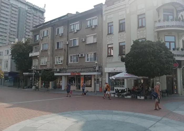 Black Sea Center 1 公寓